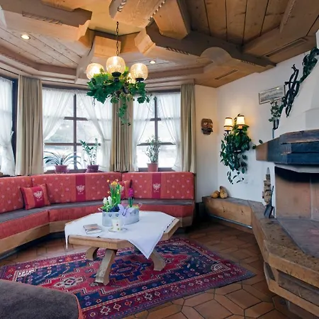 Auderer מלון אימסט